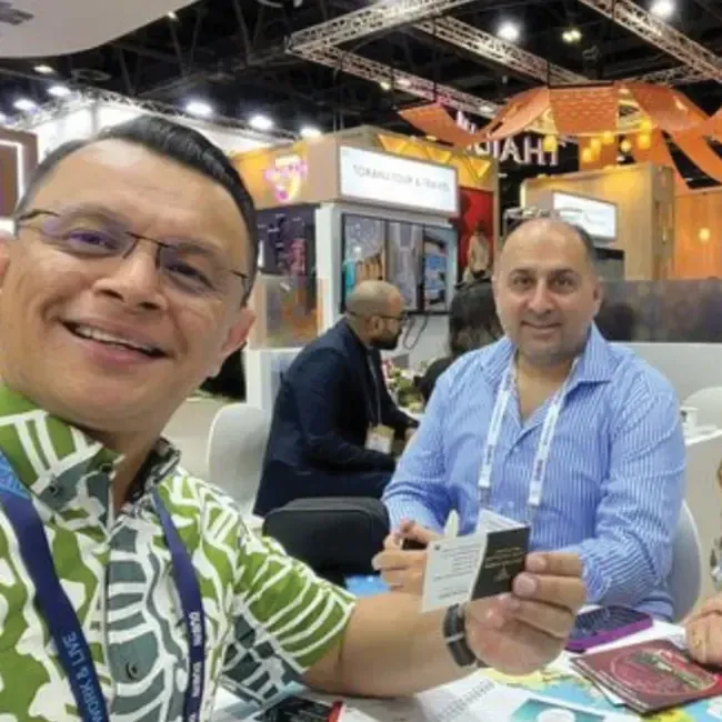 A group of individuals taking a photo together at the Tourism Malaysia Sales Mission Taiwan 2025 - Lexis Hotels & Resorts
