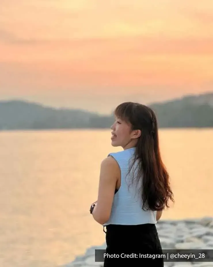 Enjoy the beautiful view by the beach offered by Lexis Hibiscus to enjoy the sea breeze and sunset view - Lexis Hibiscus