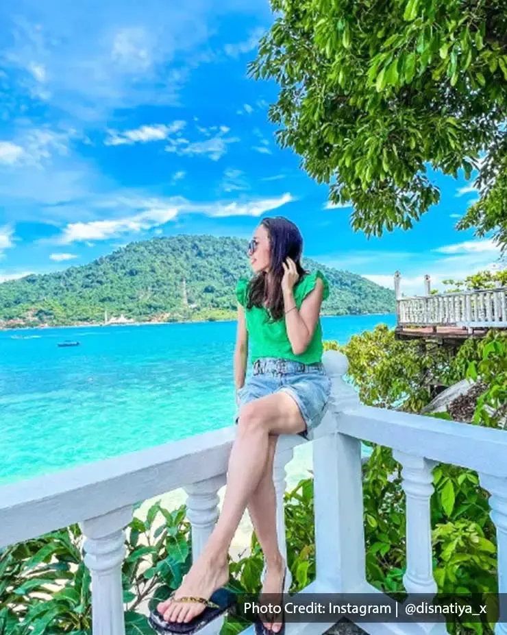 Enjoy the tranquility of the island with a stay in guest houses - Lexis Hibiscus