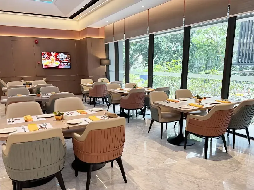 Dining area of Executive Lounge at Imperial Lexis Kuala Lumpur - Imperial Lexis Kuala Lumpur