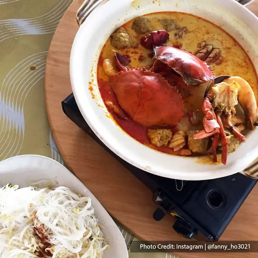 Dragon Tiger Seafood Pot from Lucky King Bun, one of the best non-halal restaurant in Port Dickson