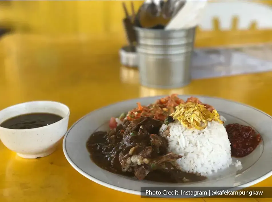 Nasi Lemak with Grilled Lamb from Kafe Kampung Kaw, halal restaurant near to Lexis Hibiscus Resort