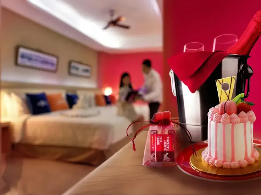 Spend your time with your loved ones with a Romantic Escape package at Lexis Suites Penang - Lexis Suites Penang
