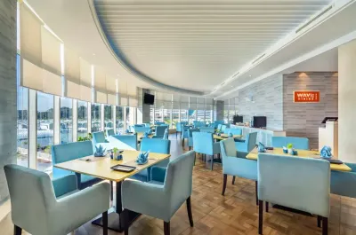 Wave dining with large windows – Lexis Hibiscus Port Dickson