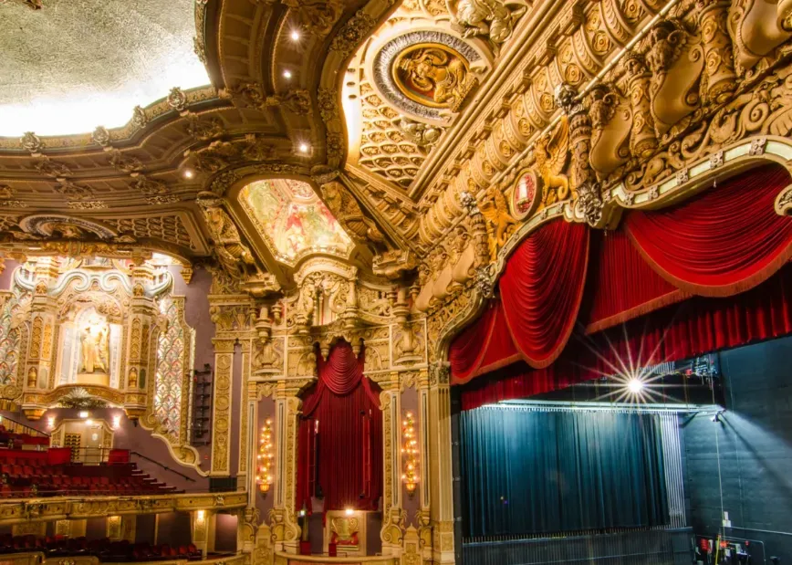 Broadway in Chicago poster featuring the interior of the Theatre used by Warwick Allerton - Chicago