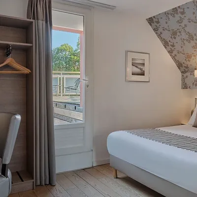 CHAMBRE SUPERIEURE TERRASSE