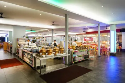 Buffet dining with chefs at roselle coffee house - Lexis Hibiscus Port Dickson