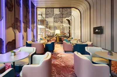Lexis Lounge