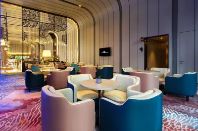 Lexis Lounge