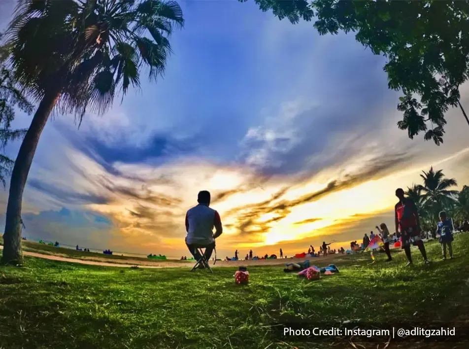 Perfect sunset shot over the beachside in Port Dickson