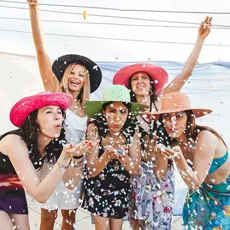A beach bachelorette party to remember - Grand Lexis PD