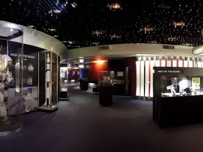 Sir Thomas Brisbane Planetarium Mt Coot-tha