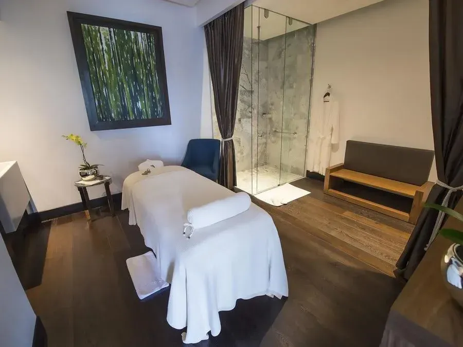 Massage bed at the wellness spa of Puebla Angelópolis