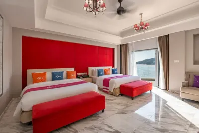 Presidential suite bedroom with ocean view – Lexis Hibiscus Port Dickson