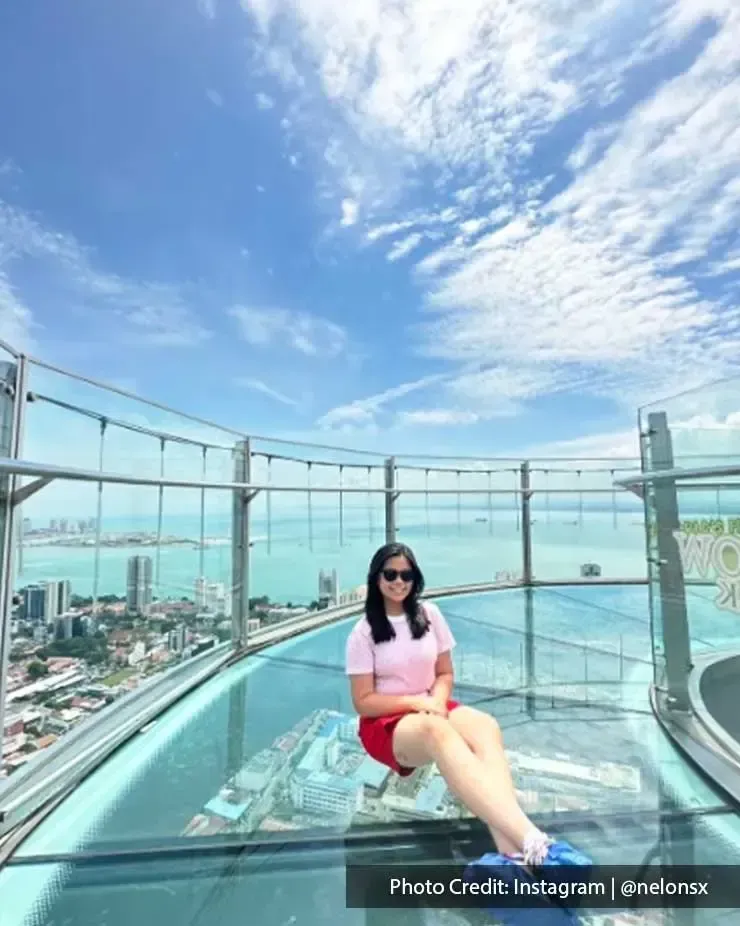 Enjoy the scenery that comes together with the amazing view here - Lexis Hibiscus