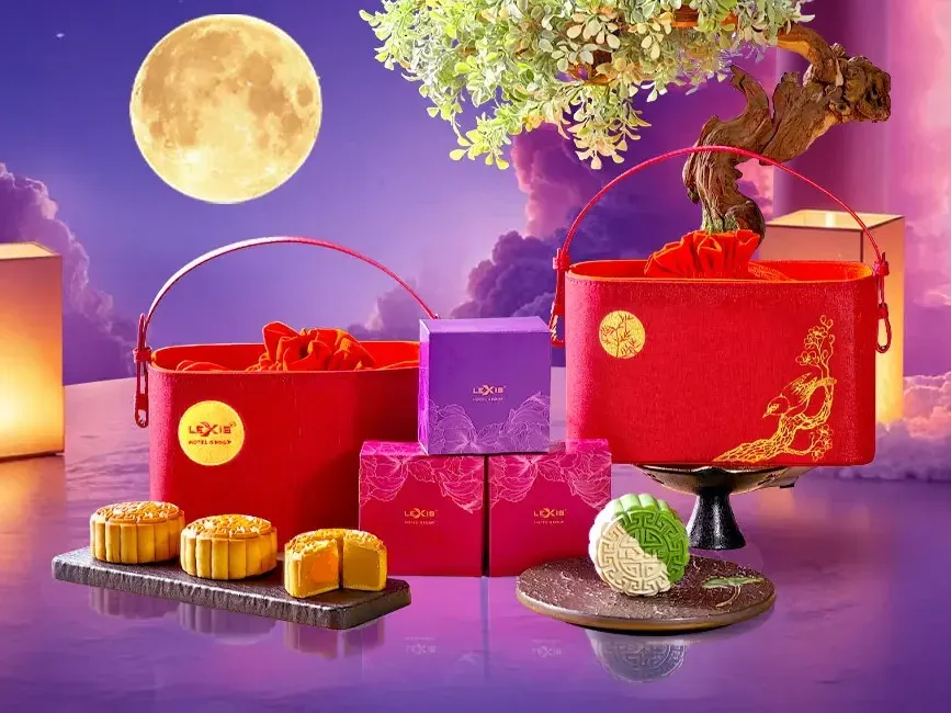 Limited-edition premium mooncake gift set available for sale at Imperial Lexis KL - Imperial Lexis Kuala Lumpur