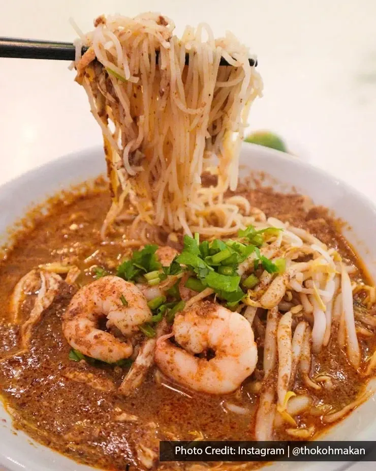 Prawn laksa with rice vermicelli, sprouts and herbs.
