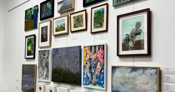 Gallery of paintings and portraits at Bearded Dragon in Adelaide