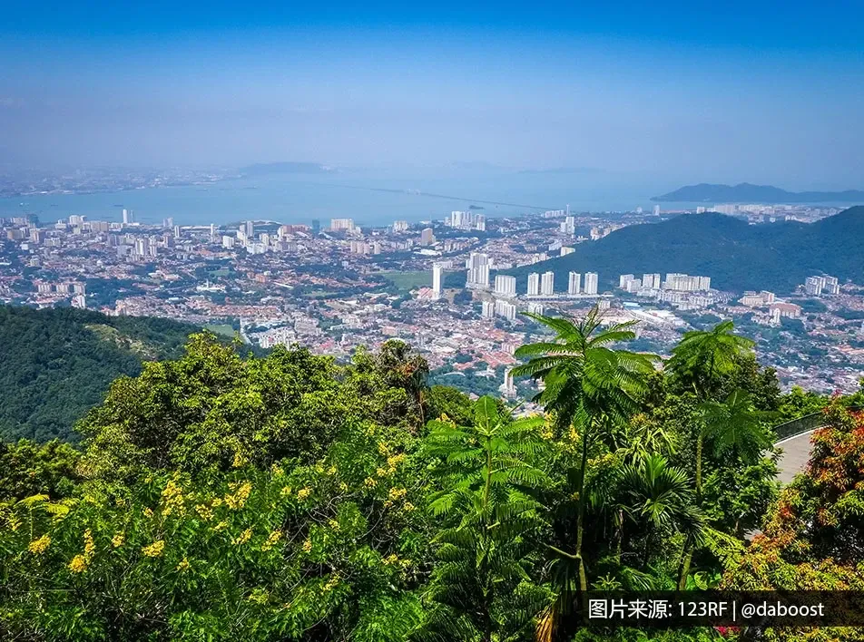从升旗山俯瞰城市景观 - 槟城丽昇豪华酒店