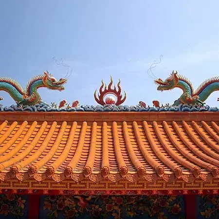 Chinese temple roof with colourful dragon sculptures - Grand Lexis Port Dickson