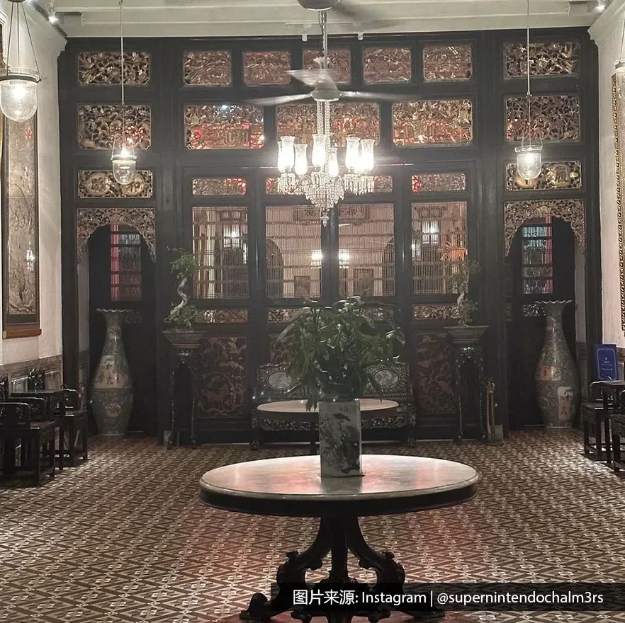 夜晚的张弼士故居内部景观 - 槟城丽昇豪华酒店