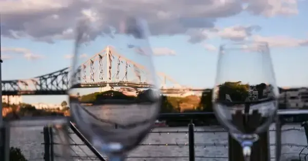 the Story Bridge and river view from a Brisbane restaurant.