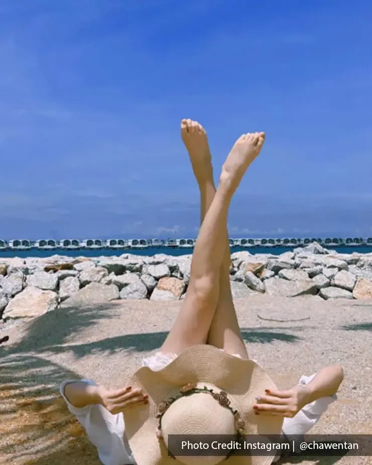 Explore your creativity to see how to take your instaworthy pose - Lexis Hibiscus PD