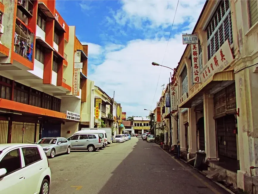 Exploring the penang rope walk or jalan pintai tali as part of george town attractions