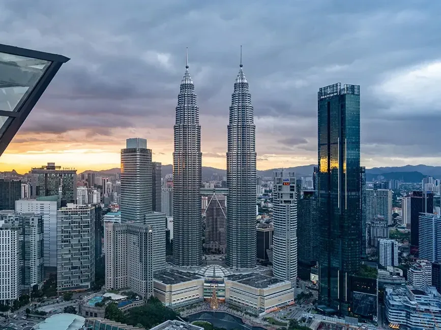 Petronas Twin Towers near Imperial Lexis 5 star Getaway in Kuala Lumpur - Imperial Lexis Kuala Lumpur